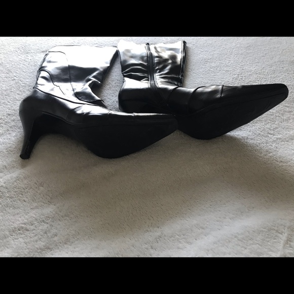 Black Tall Heels - Picture 2 of 3